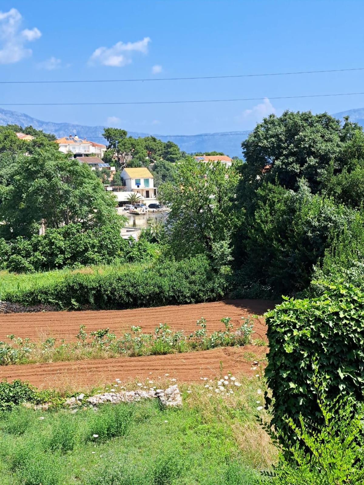 Apartmani Dusica Lumbarda Dış mekan fotoğraf
