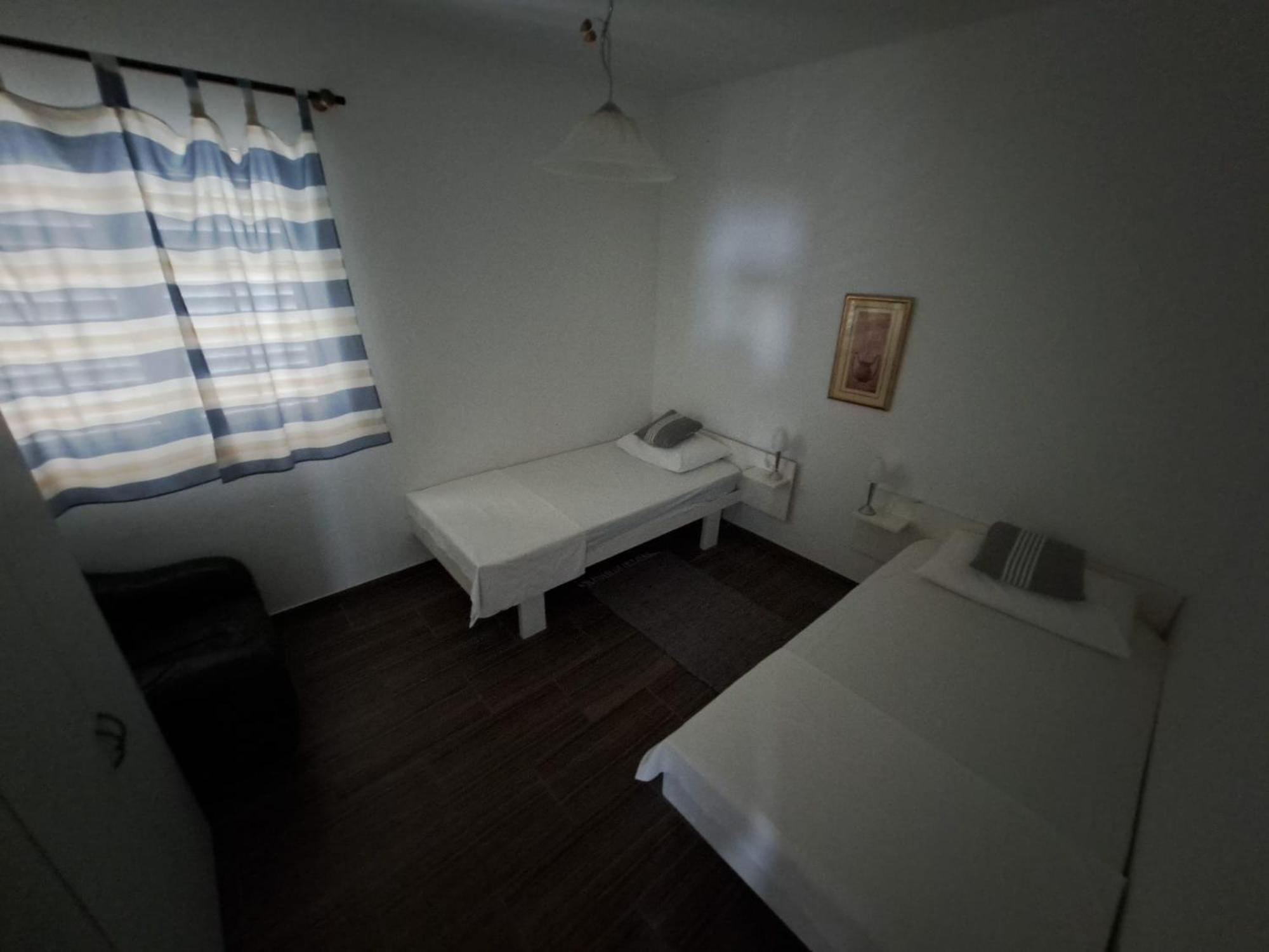 Apartmani Dusica Lumbarda Dış mekan fotoğraf