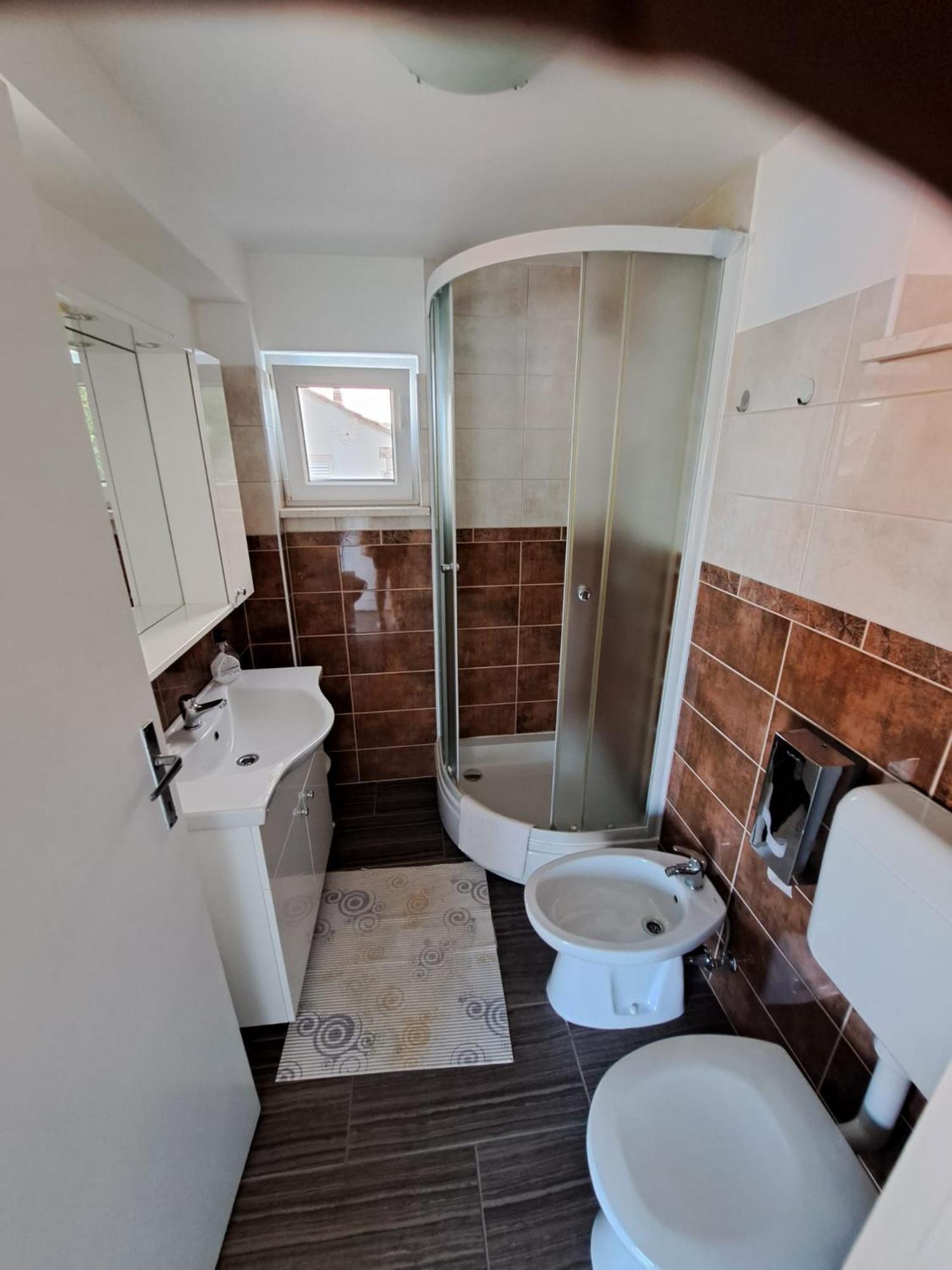 Apartmani Dusica Lumbarda Dış mekan fotoğraf